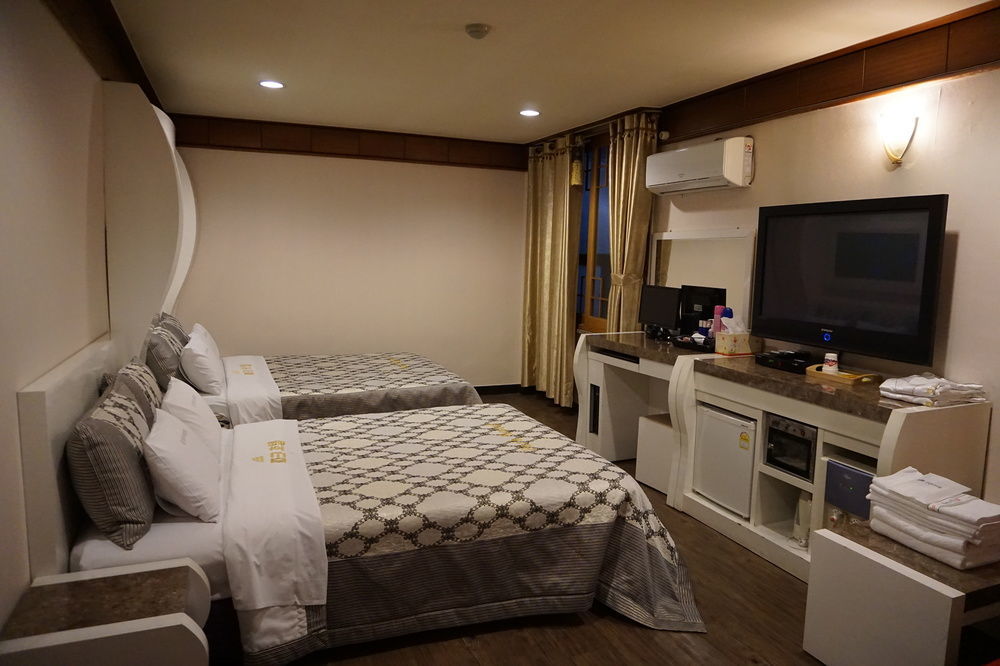 Goodstay Andong Park Hotel Eksteriør bilde